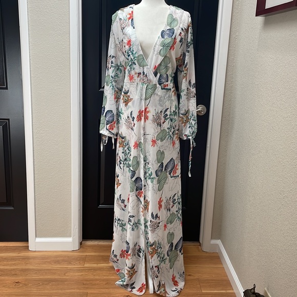 Dresses & Skirts - Beautiful Botanical Sheer Dress
